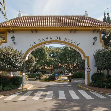 Modern And Renovated La Dama De Noche Rdr398 Apartment