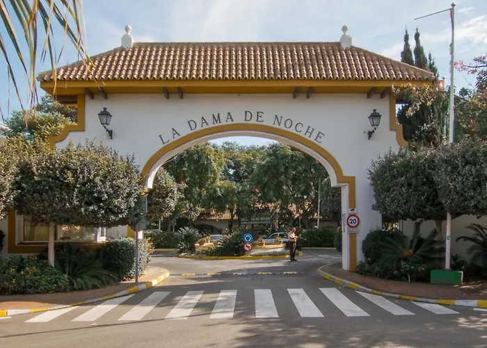 Modern And Renovated La Dama De Noche Rdr398 Apartment